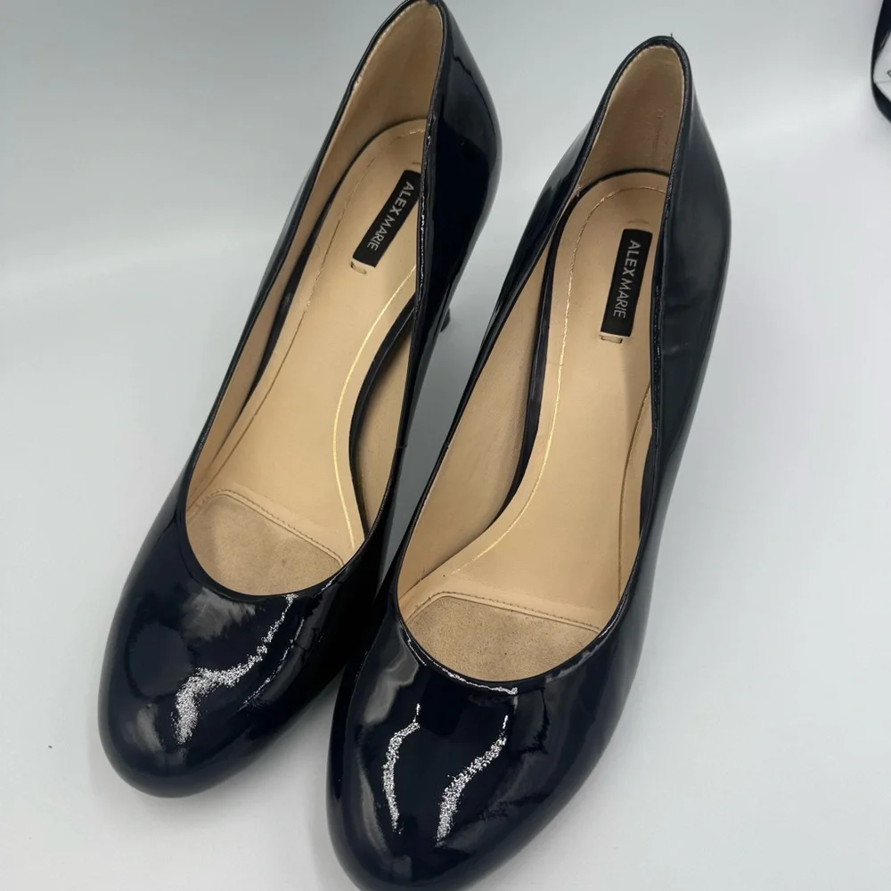 Elegant Navy Patent Leather Heels size 9.5